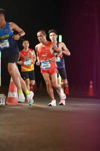 BIB: 4135, 40105
                            <button type="button" onclick="openModal(21241579)" class="btn btn-primary btn-sm float-right btn-popup" data-toggle="modal" data-target=".modal-high-quality">
                        <i class="fas fa-shopping-cart"></i> Add to Cart
                    </button>
                                            <button type="button" onclick="isThisMe(21241579, true)" class="btn btn-success btn-sm float-right btn-popup btn-isme hidden" data-toggle="tooltip" data-placement="bottom" title="นี่คือรูปของคุณใช่ไหม คลิกที่นี่เพื่อเอาเข้าอัลบั้ม">
                        <i class="fas fa-plus"></i> Add to album
                    </button>
                    <button type="button" onclick="isThisMe(21241579, false)" class="btn btn-warning btn-sm float-right btn-popup btn-isnotme hidden">
                        <i class="fas fa-ban"></i> Remove from album
                    </button>